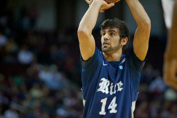 • Kazemi spurns NBA, returns to Rice University